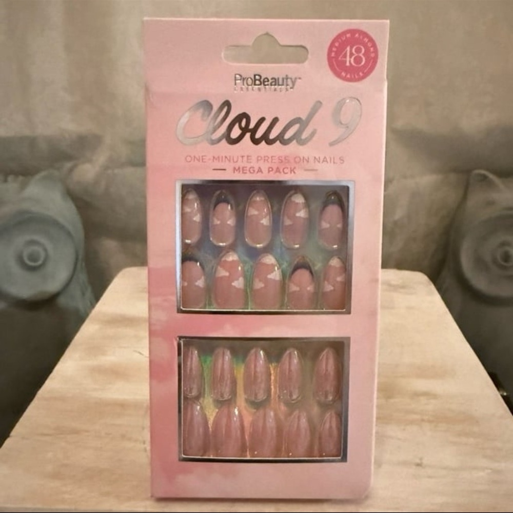 ⚡️Pro Beauty Essentials Cloud 9 Press On Nails